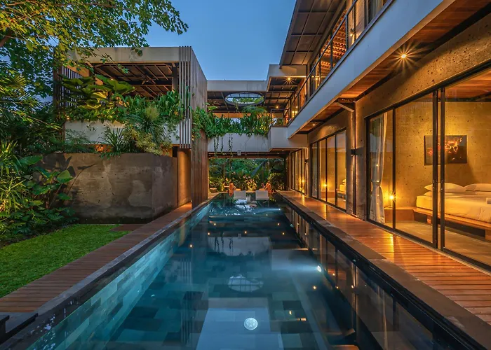 Yeh Gangga - Huge 8br, 21max, 3pools, Sauna, Gym, Bbq, Rooftop! Canggu (Bali)
