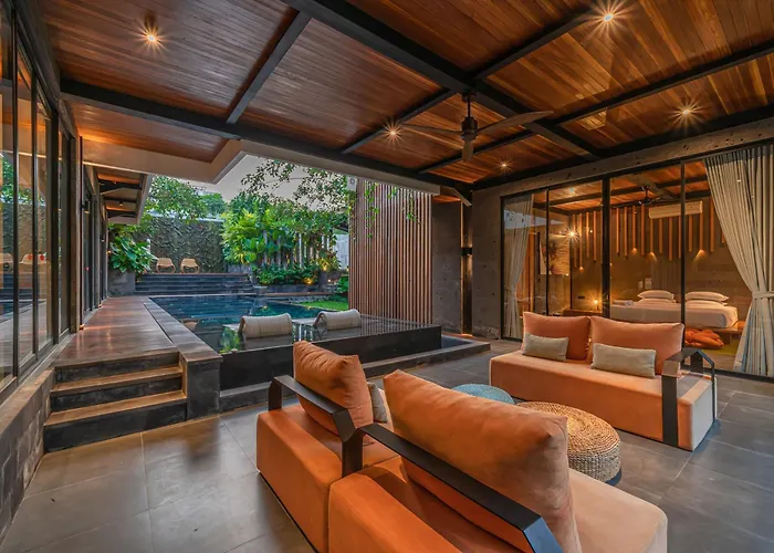 Yeh Gangga - Huge 8br, 21max, 3pools, Sauna, Gym, Bbq, Rooftop!