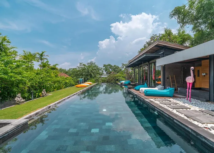 Yeh Gangga - Huge 8br, 21max, 3pools, Sauna, Gym, Bbq, Rooftop! Villa Canggu (Bali)
