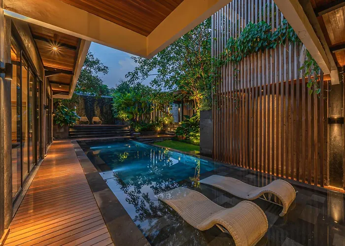 Villa Yeh Gangga - Huge 8br, 21max, 3pools, Sauna, Gym, Bbq, Rooftop! Canggu (Bali)
